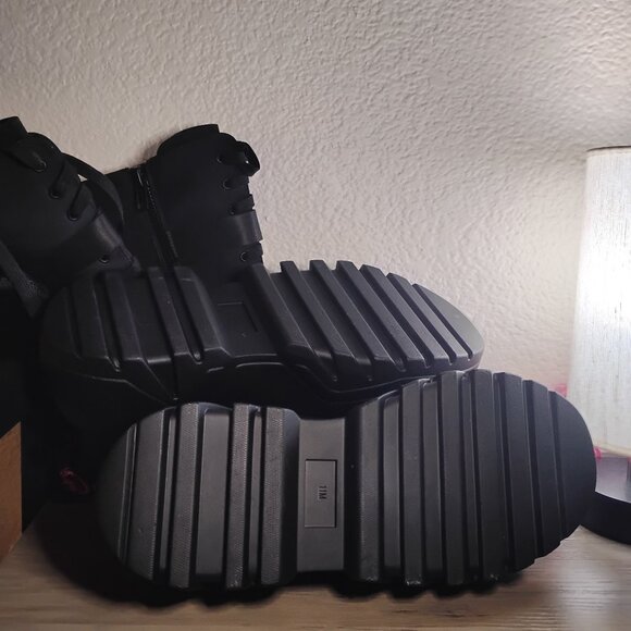 Poster Girl Dolls Kill Mad hustle Knee High combat boots womens size 11 - Picture 8 of 11